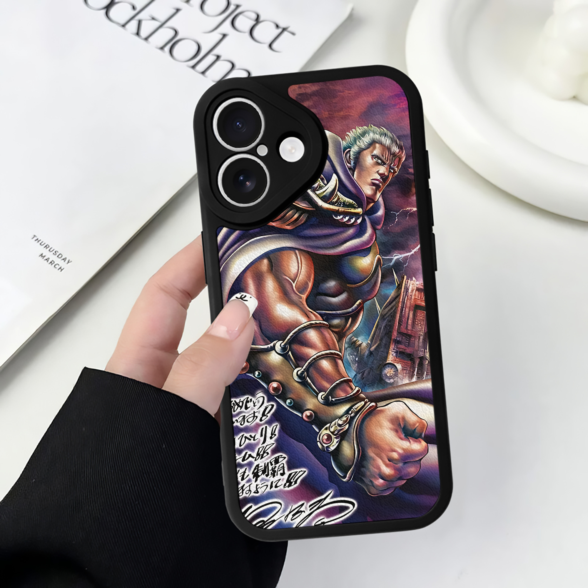 （画像用） 北斗の拳 Fist of the North Star 【iPhone 16シリーズ対応】シリコンスマホケース（レザー調） 材質：シリコン